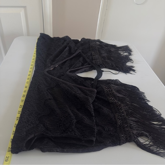 Victoria’s Secret Black Lace Swim Coverup Women Size XS V Neck Fringe Hem - Picture 12 of 12